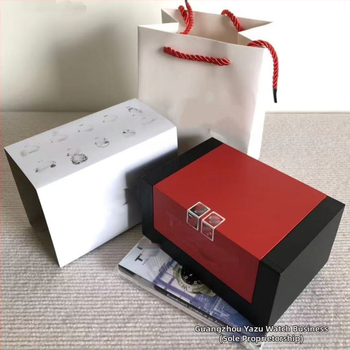 Cutie pentru ceasuri de afișare, de înaltă calitate; material compozit; gravură profesională; destinată ambalării cadou și bijuteriilor; tip ambalaj: cutie