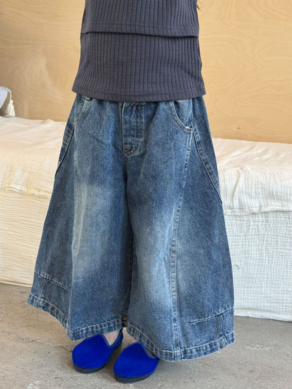 Dječje denim hlače širokih nogavica, korejskog stila (Denim; 90% pamuk, 10% poliester; srednji pojas s elastičnim pojasom; uzrast 3–8 godina; jesen)