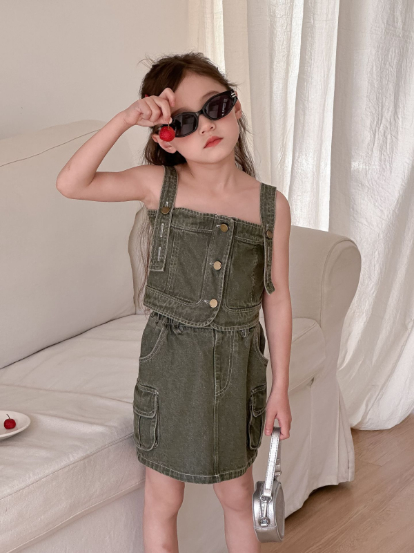 Dječji denim set sa suknjom (dva komada), bez rukava, jednobojni, 95% pamuk, za djecu 3–8 godina, ljeto 2024