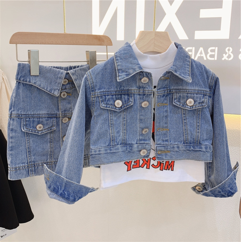 Dječji dvodijelni set od denima: kratki denim-top i suknja, dugi rukavi, jednostavne boje