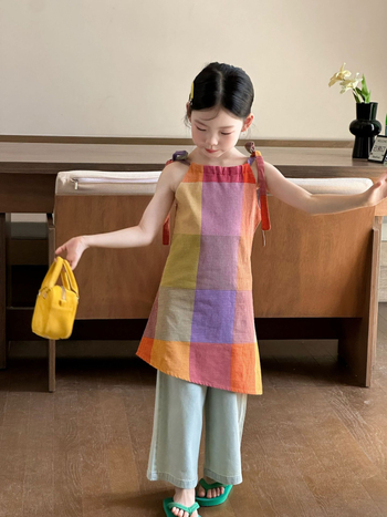 Lányoknak tervezett kockás vállpántos ruha koreai stílusban, pamut anyag (fő anyag 70–80% pamut), A‑vonalú szoknya, 3–8 éveseknek (100–140 cm), Nyár 2025