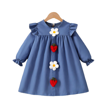 Lányos ruha, hamis denim hatás, hosszú ujjú, 3D virágok és 3D eper, poliészter