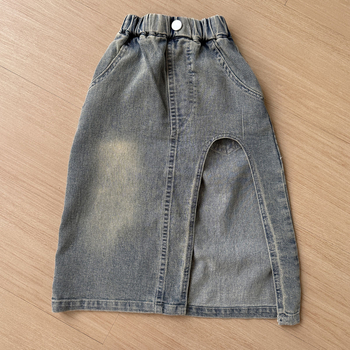 Fustă denim pentru copii, vară, lungime medie, despicare pe lateral, croială strânsă, Hong Kong–American design, 90–98% bumbac, Pentru copii 3–8 ani