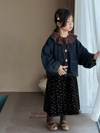 Lányoknak szóló koreai stílusú farmerdzseki, 95% pamut, ősz 2024 szezon, egyrészes gombos zárás, K-stílus