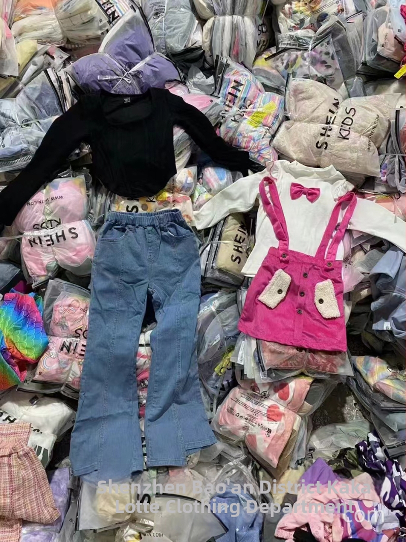 Bērnu apģērbs: T-kreklu un svārku komplekts, animācijas mīļš stils, brīvs piegriezums, 2024. gada pavasara kolekcija, galvenais auduma sastāvs 91-99%