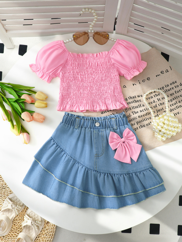 Két darabos lányoknak készlet, európai–amerikai stílus, poliészter felső és denim szoknya pillangó díszítéssel