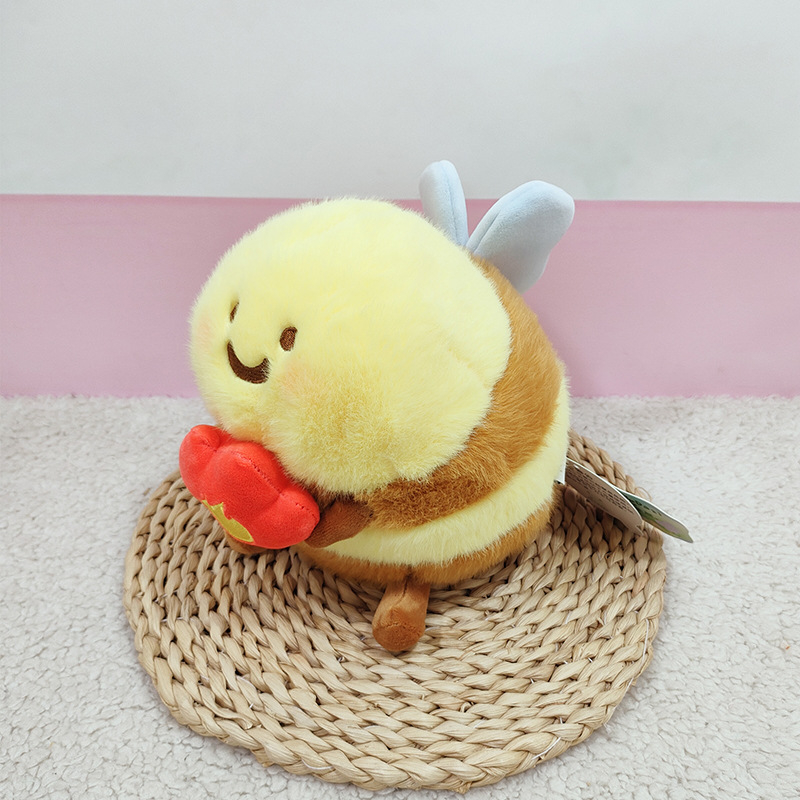 Λούτρινο μέλισσα κούκλα — ζωάκι με κοντή γούνα, γέμισμα PP βάμβακι, κατάλληλο για 7–14 ετών