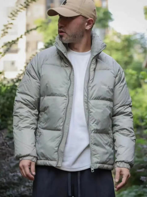 Мъжко пухено яке с пълнеж White Duck Down, 50% пух, стояща яка, средна дължина (65–80 cm), цип за закопчаване