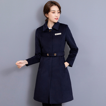 Uniszex üzleti palást pamut-poliészter keverékből, nedvességelvezető anyag, közepesen hosszú, karcsú szabású, ideális szállodai és irodai viselethez, ősz-tél-tavasz