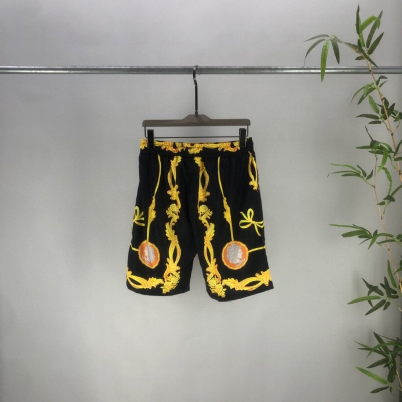 Digitális nyomtatású csíkos rövid ujjú ing, laza szabású, 80% poliészter anyag.