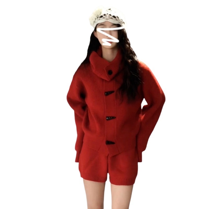Плетен комплект от пуловер и къса пола, висока яка, дълги ръкави, полиестер, пролет 2025