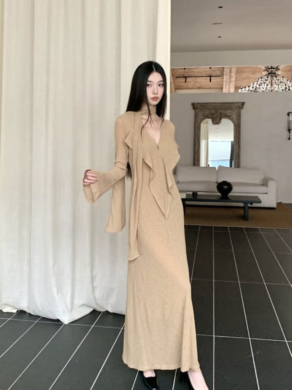 Дълга есенна рокля с V‑образно деколте, рюш по ръкавите и тясна кройка, А‑линейна силуета, корейски стил