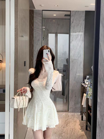 Платье от плетена материя и дантелени вложки, Midi пола, дълги ръкави, U-образна яка