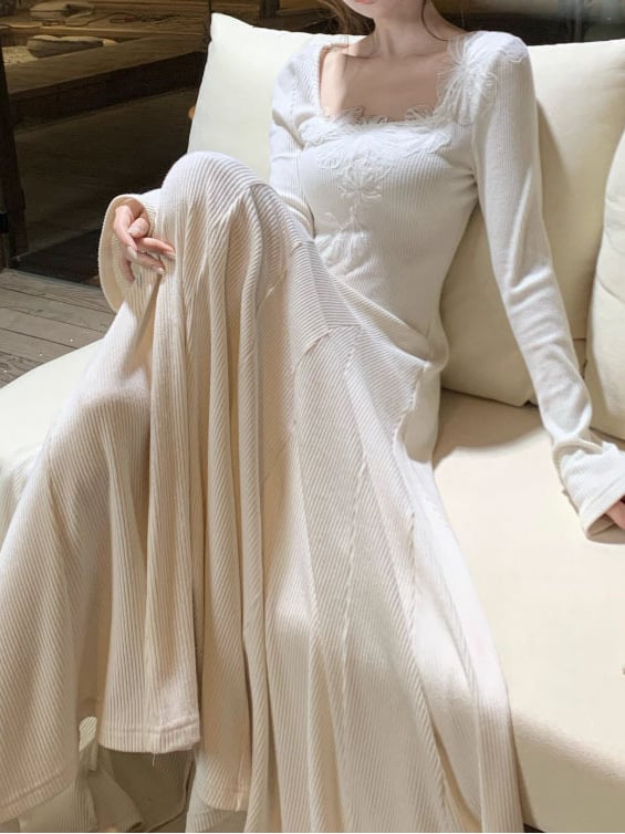 Рокля с кръгло деколте и камбановидни ръкави, плетена рокля с вложки от бродерия и широка пола (плетена материя, шевно съединение, стил patchwork и свежо сладък стил, кръгло деколте, висока талия)