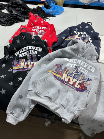 Hoodie s kapuljom sa zvjezdanim otiskom, digitalni ispis, debeli pliš materijal, 95% pamuk, jesenska 2025 izdanje