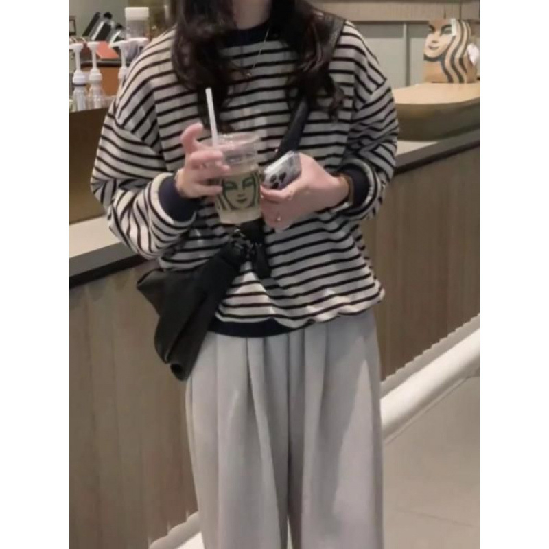 Retro Hongkong stil prugasti sweatshirt za žene, slobodan kroj, dugi rukavi, okrugli izrez, poliester-spandeks, jesen-zima 2025