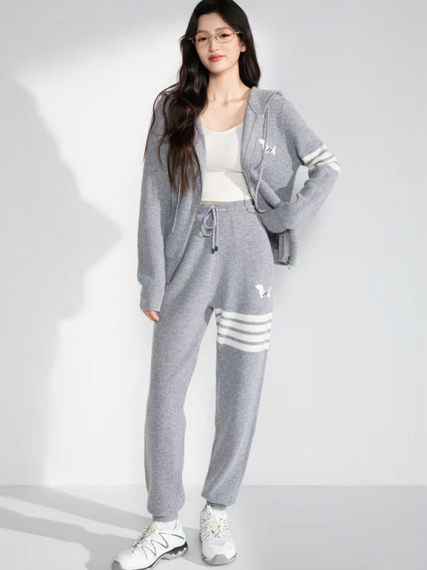 Set tricotat cu glugă din lână Merino pentru femei, cu colanți, stil colegiu, toamna 2025