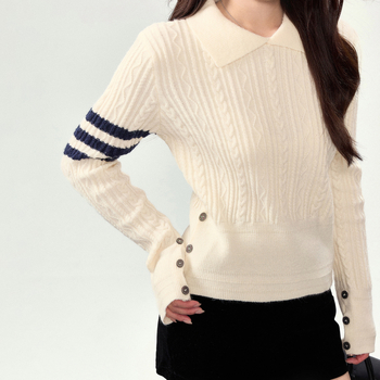 Gyapjúkeverékes pulóver polo gallérral, kábelkötéses textúrával, hosszú ujjú