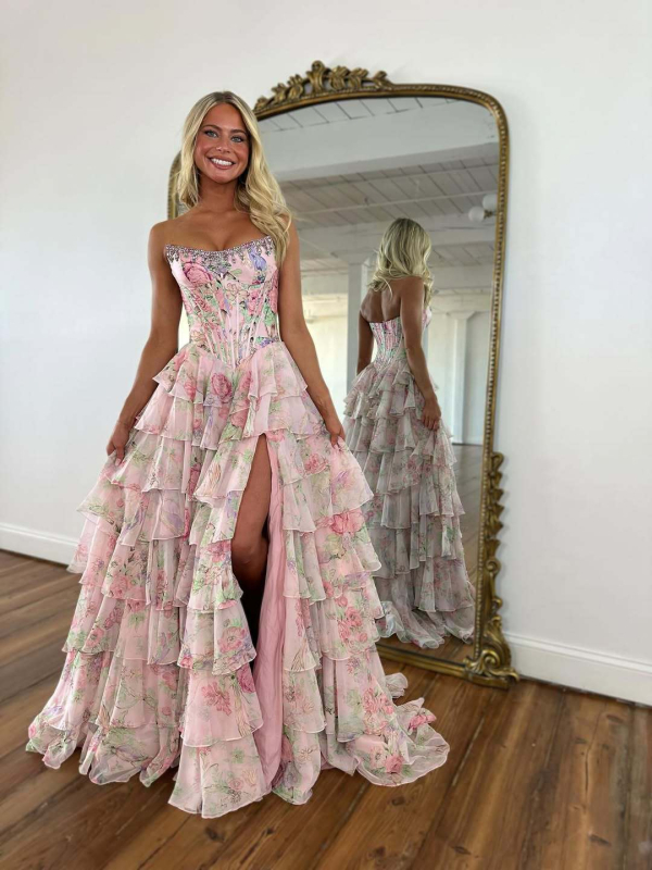 Rochie de seară cu un umăr, decolteu adânc în V, talie evidențiată, lungime până la podea 147 cm, material poliester cu căptușeală din bumbac