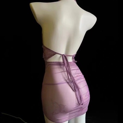 Set de lenjerie pentru roluri: top camisole și fustă cu bretele; țesătură poliester 70–80% conținut; teme de rol: vrăjitoare și regină de bal.