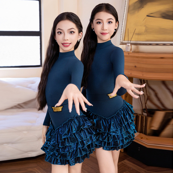 Bērnu Latīnas deju treniņtērps ar patchwork šuvēm, poliestera-spandeks maisījums (80–90% poliestera), bez kakla, ar etiķeti, Pavasaris 2025.