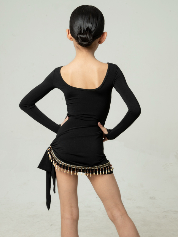 Bērnu latīnu dejas trenēšanas kostīms ar svārku komplektu — augstas kvalitātes sajūta, ķīniešu stila dizains ar japāņu un korejiešu brīvā stila iedarbību; pavasaris 2025 izlase; akrila audums; galvenais audums 90–95% akrila.