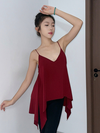 Sieviešu latīņu deju vienkomponenta top ar iekšējiem krūšu spilventiņiem, pavasaris 2025, audums Spandex, galvenā auduma sastāvs: Cits, auduma saturs ≤30%, seksīgs ielu hipstera stils