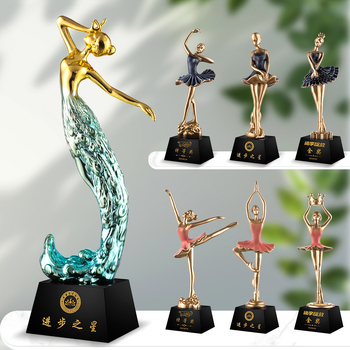 Trofeu de cristal pentru competiții de dans latino (Categorie: Trofeu; Material: Cristal; Stil: Modern minimalist; Ambalaj: Cutie cadou)