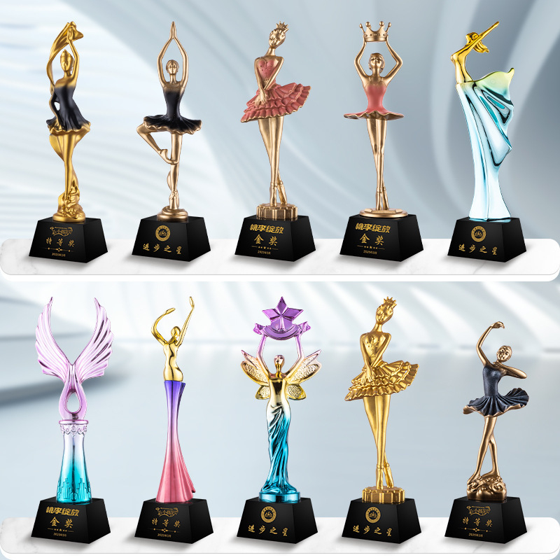 Trofeu de cristal pentru competiții de dans latino (Categorie: Trofeu; Material: Cristal; Stil: Modern minimalist; Ambalaj: Cutie cadou)