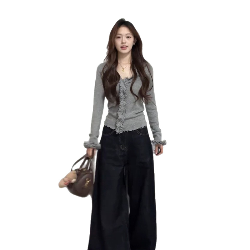 Pletený sveter s V výstrihom, dlhé rukávy, úzky strih; bavlnená pletenina; vzor 29454