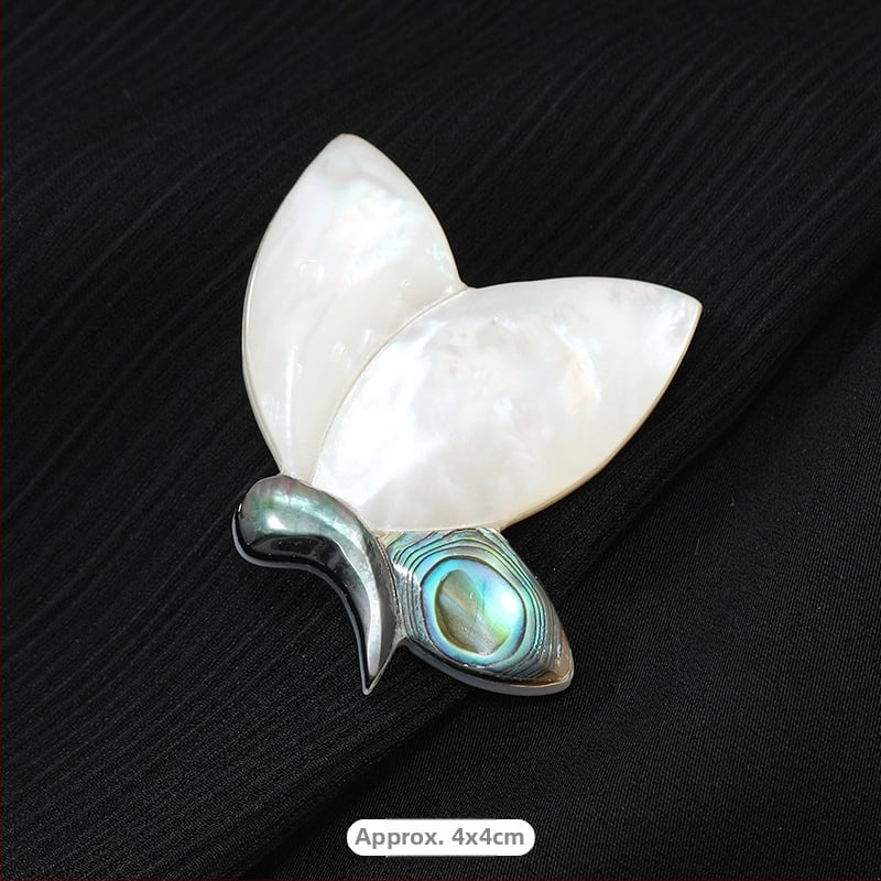 Broš naturaalse pärli – lille- ja liblika motiiv, originaalne disain, kuju bow-tie, naiste aksessuaar