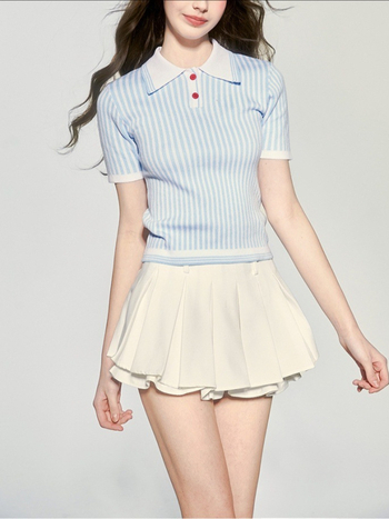 Поло топ с ивици, полиестерен трикотаж, къс ръкав, поло яка, тясна кройка, лято 2025