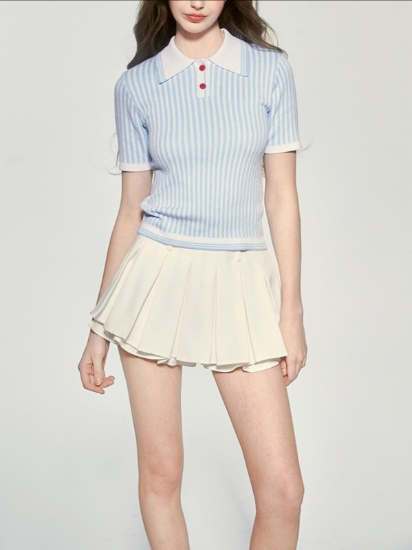 Поло топ с ивици, полиестерен трикотаж, къс ръкав, поло яка, тясна кройка, лято 2025