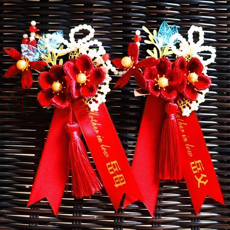 Esküvői corsage a menyasszony és a vőlegény, valamint a család részére — selyem virágok, Kuano márka, univerzális stílus, kivitelezés: Egyéb, import: Nem