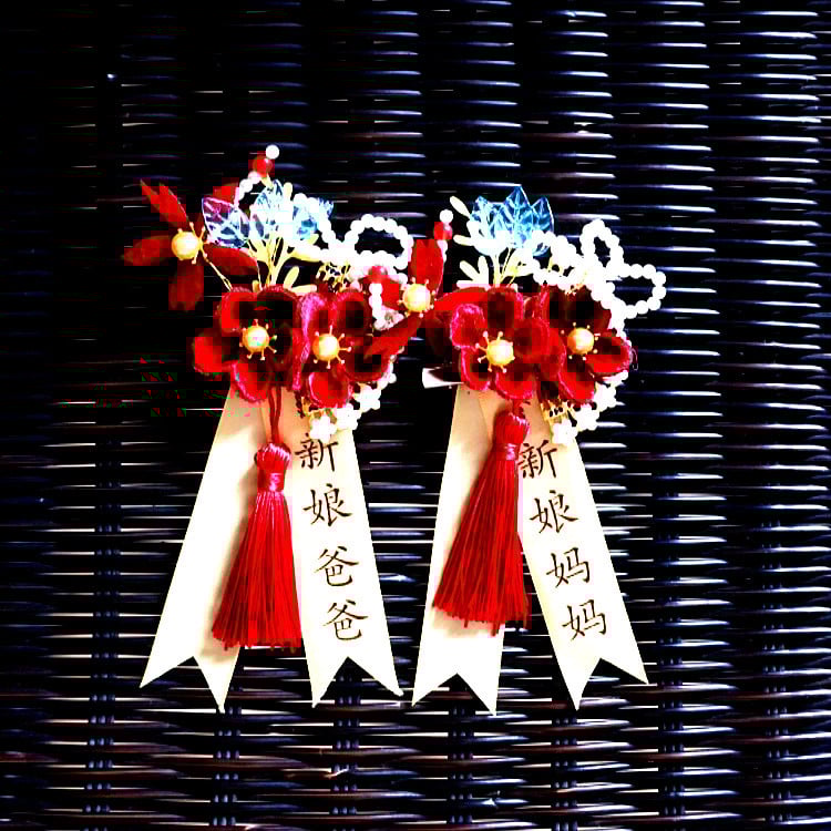 Esküvői corsage a menyasszony és a vőlegény, valamint a család részére — selyem virágok, Kuano márka, univerzális stílus, kivitelezés: Egyéb, import: Nem