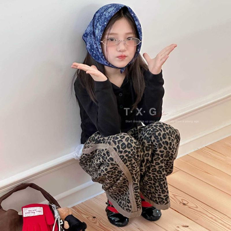 Hlače od denima s leopard printom za djevojčice, korejski stil, materijal od pamukove smjese, srednji pojas, elastični pojas