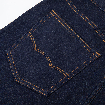 Férfi farmernadrág, vastagított, bolyhosított felület, magas derekú, cipzár, őszi 2025