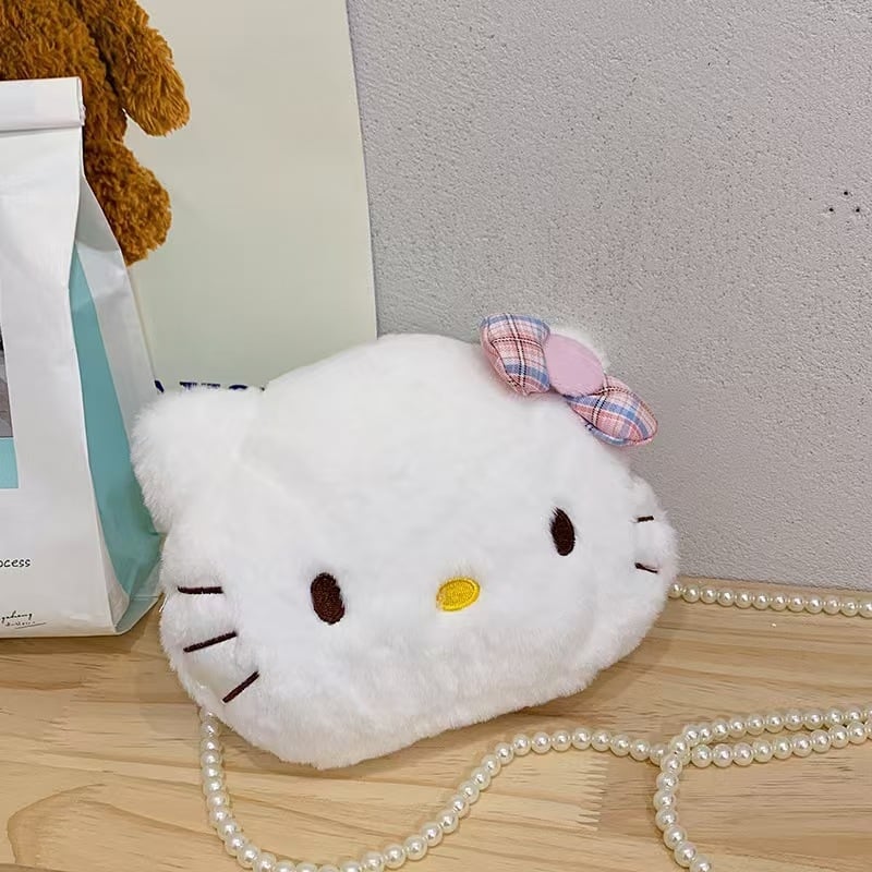 Geantă Tote rotundă din pluș, închidere cu fermoar, buzunar interior cu fermoar și bretele duble