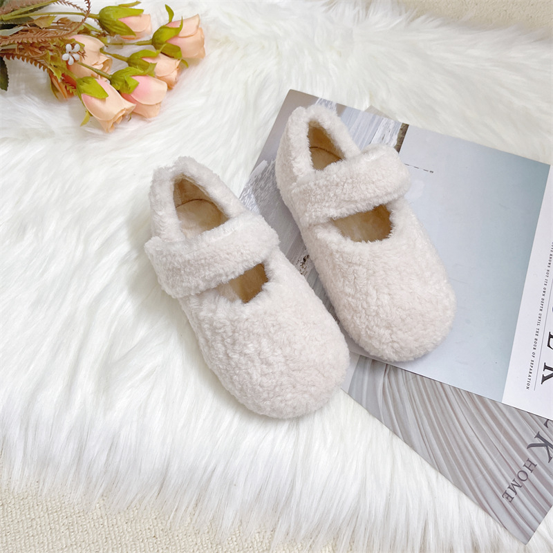Mergaitėms skirti korejiško stiliaus pūkuoti bateliai, velvet viršutinė dalis, Velcro užsegimas, gumos padas, amžius 1–16 metų