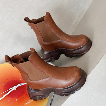 Női Chelsea csizmák magasságot növelő sarokkal, PU talpú, két rétegű marhabőr felsőrész