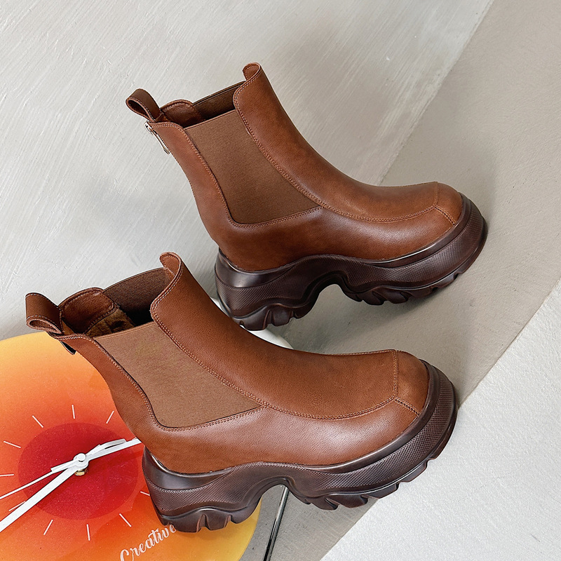 Női Chelsea csizmák magasságot növelő sarokkal, PU talpú, két rétegű marhabőr felsőrész