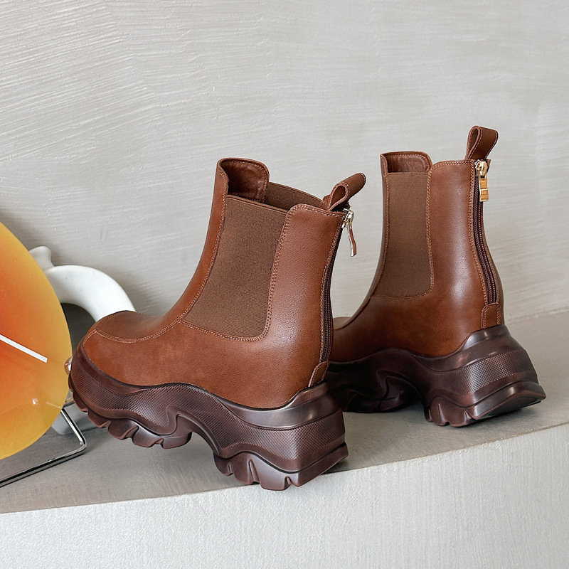 Női Chelsea csizmák magasságot növelő sarokkal, PU talpú, két rétegű marhabőr felsőrész