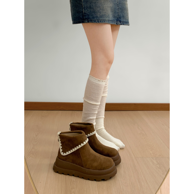 Női divatos bakancs: PU felső rész, gumírozott talp, magas szár, kerek orr, oldalsó záródás