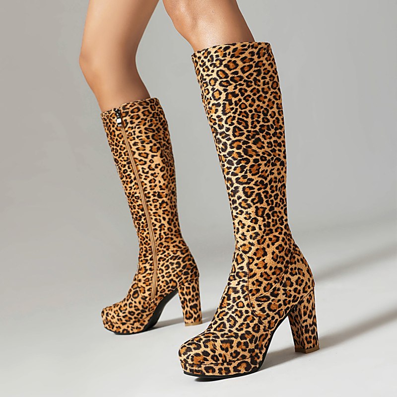 Cizme de damă de modă pentru iarnă cu exterior din PU artificial, talpă din plastic, tibie înaltă, fermoar lateral, vârf rotund.