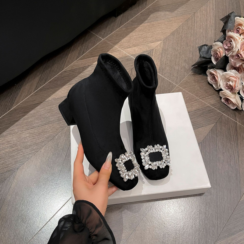 Ghete de damă cu toc mediu, stil franțuzesc, vârf pătrat, din velur cu cristale, toc 3-5 cm