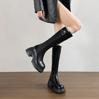 Lovaglócsizma, Valódi bőr, Magas szár, Vastag talp, Oldalsó cipzár