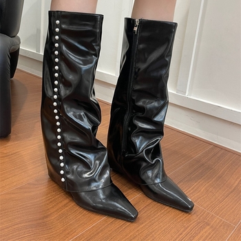 Cizme de modă – vârf ascuțit – toc în formă de cui 6–8 cm – până la genunchi – partea superioară din velur