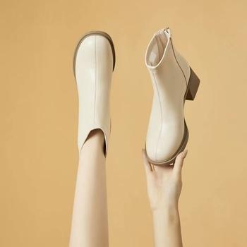 Női Slim csizma mesterséges PU felsőrész, négyszögletes orr, vastag sarkú, hátul cipzár, alacsony szár (sarokmagasság 3–5 cm)