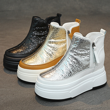 Női Martin csizmák plüss béléssel, magasságot növelő dizájn, középszárú, felső rész tehenbőrből, PU talp