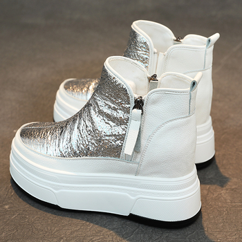 Női Martin csizmák plüss béléssel, magasságot növelő dizájn, középszárú, felső rész tehenbőrből, PU talp